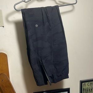 Lululemon Surge Joggers XS